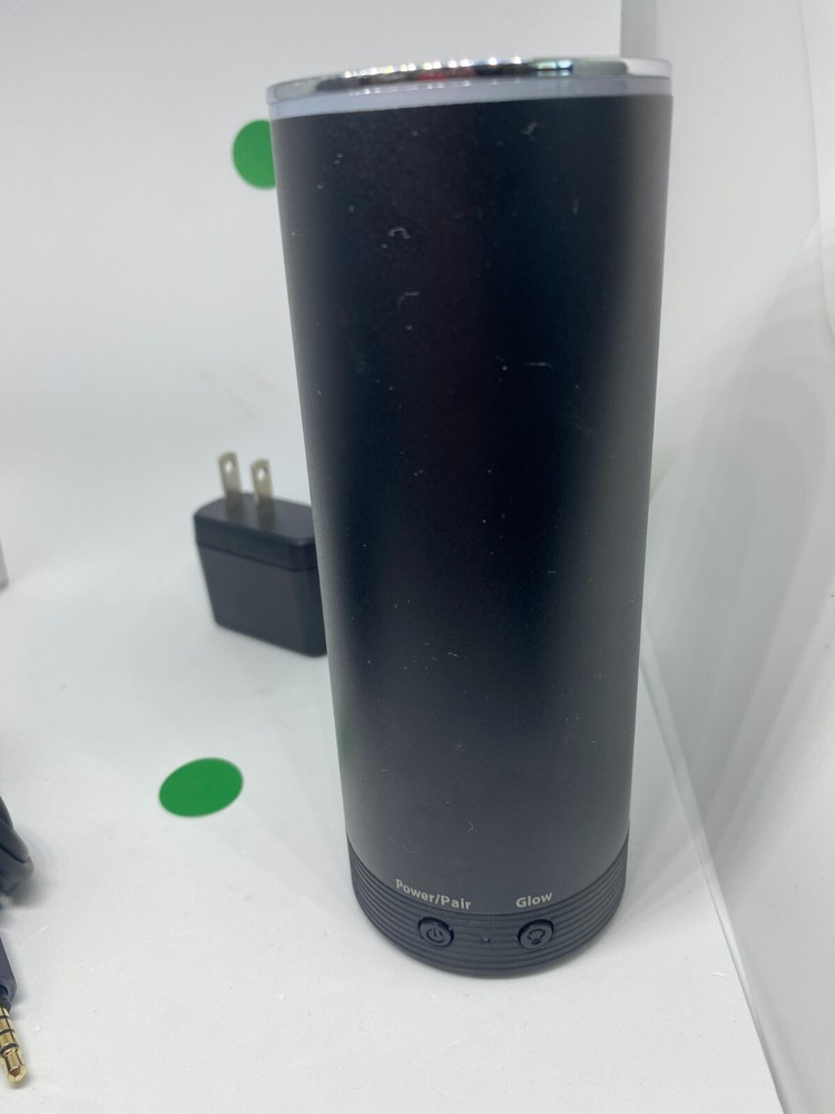 808 Nrg Glo Wireless Bluetooth Speaker The Top Ring Interactively Glows