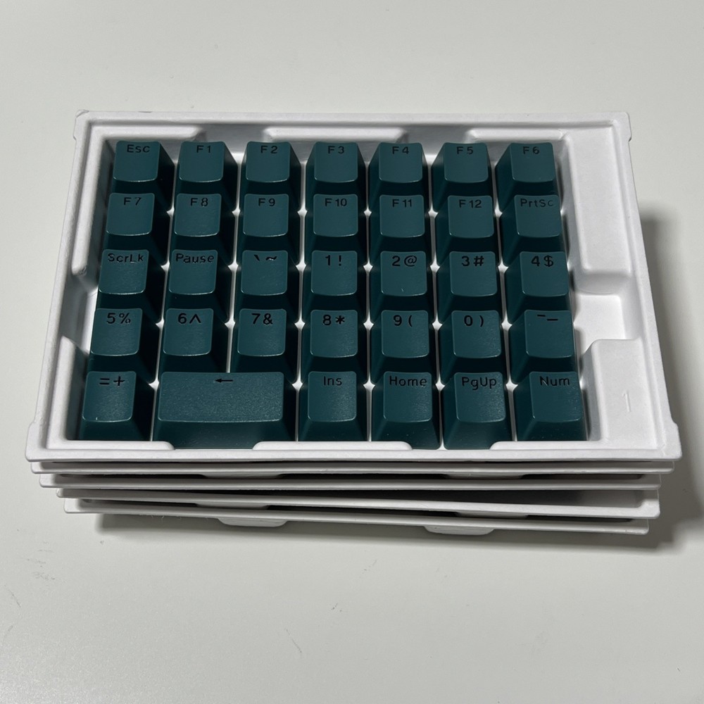 Glorious GPBT Basics Universal Keycap Set - Totem Green (READ)
