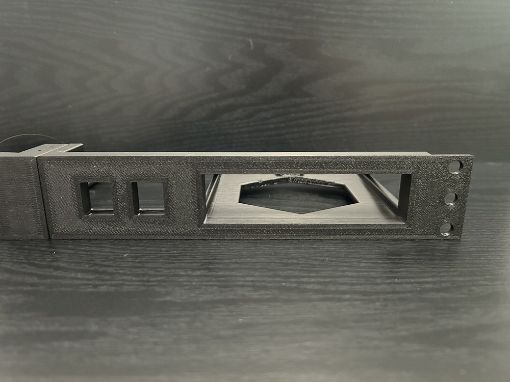 19” Server Rack TP Link ER7206 and OC200 Controller Mount