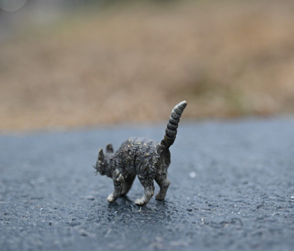 Small Antique Cold Painted Austrian Vienna Solid Bronze Cat