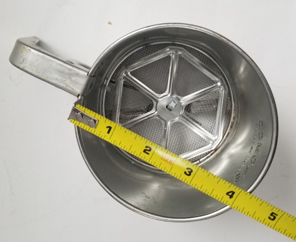 Vintage Bromco Squeeze Sifter - USA Made