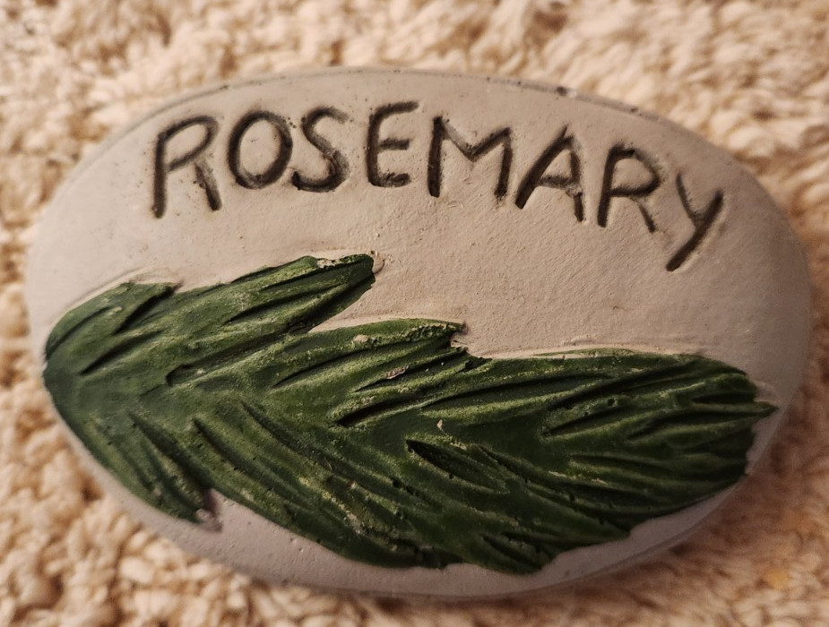 Rosemary Small Garden Stone