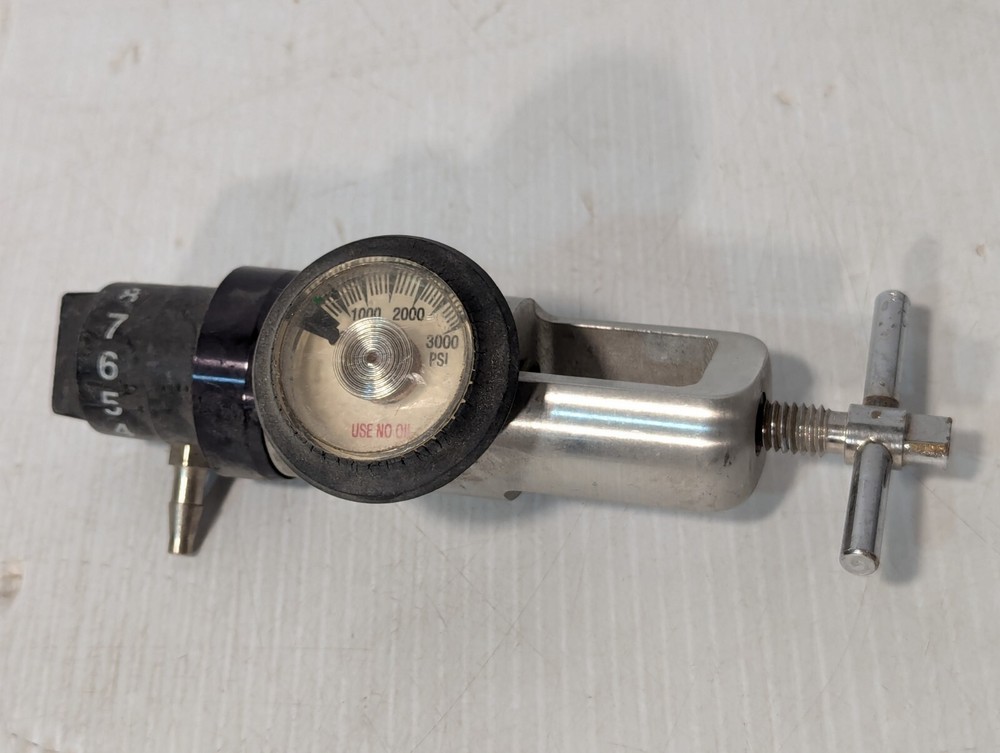 Unbranded Oxygen Regulator, 3000 PSI Max