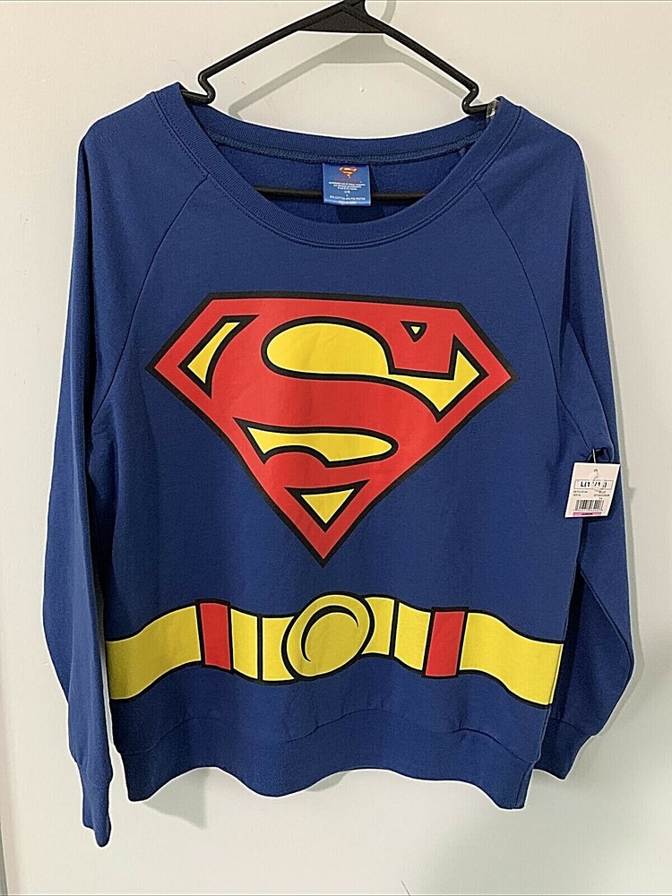 New  SUPERMAN SWEATSHIRT  TOP   Halloween   LARGE   Soft Inside   Pullover   NWT