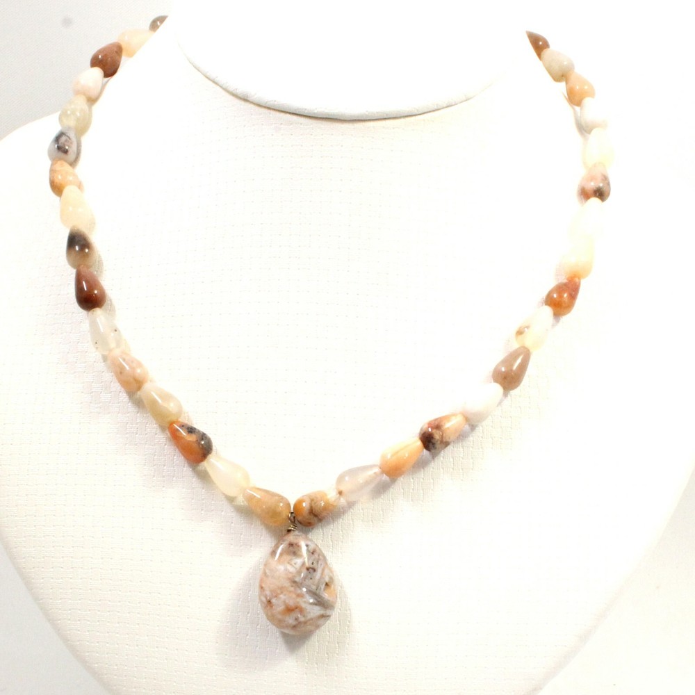 Drop-Shaped Multi-Color Agate Necklace