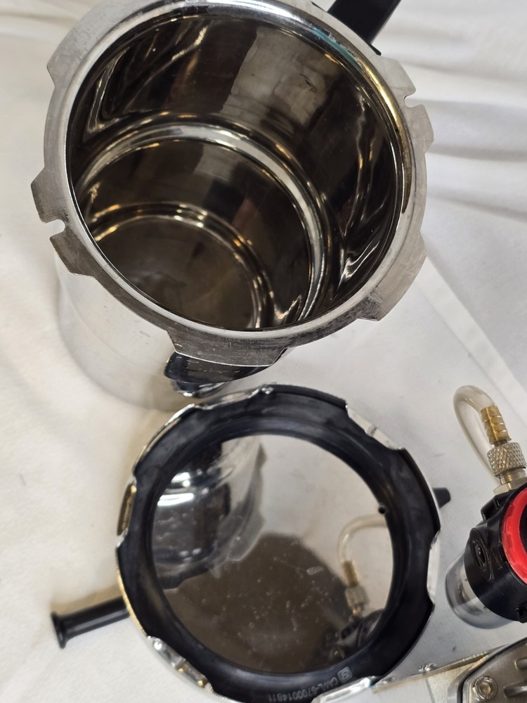 NitroBrew Home Nitro Cold Brew System w/ Compressor & Stainless Kettle AS18 Kit