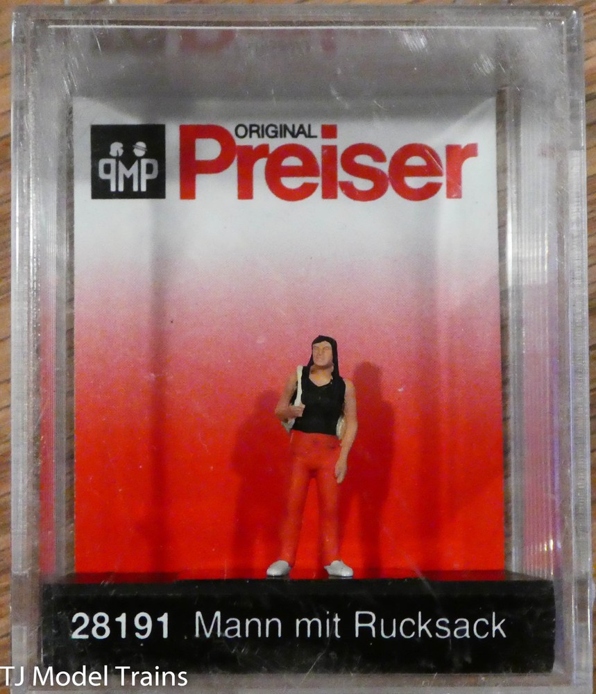 Preiser HO #28191 Man with Backpack (Figure)