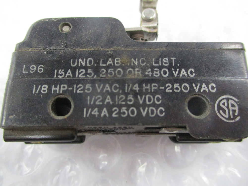 MICROSWITCH BZ-2RW825 LIMIT SWITCH UNMP