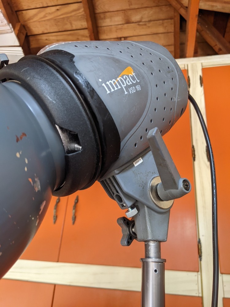 Dynalite flash photography lighting