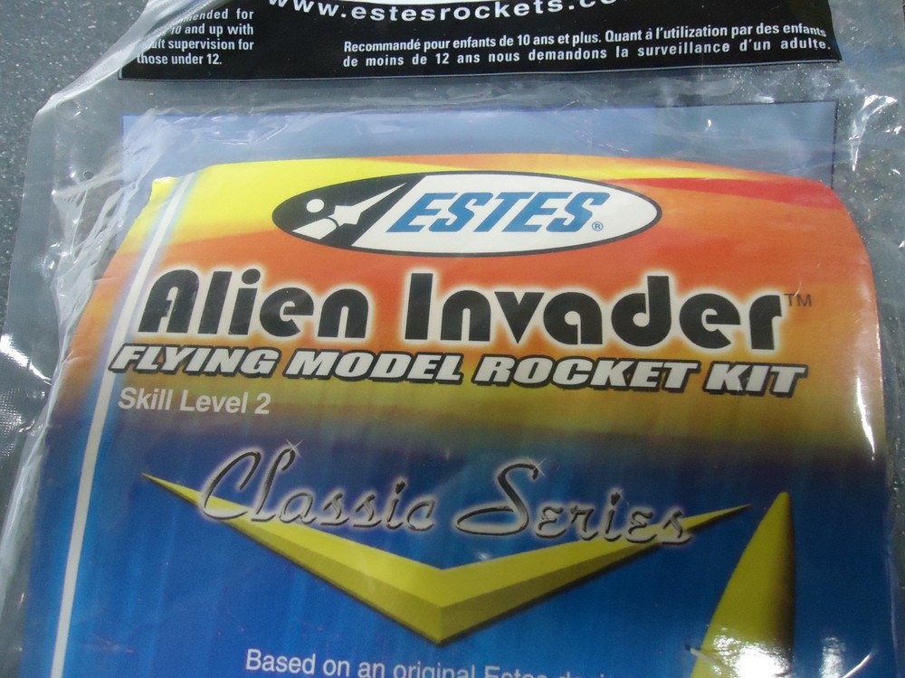 Estes No. 3003 Alien Invader model rocket kit New Unopened Skill level 2