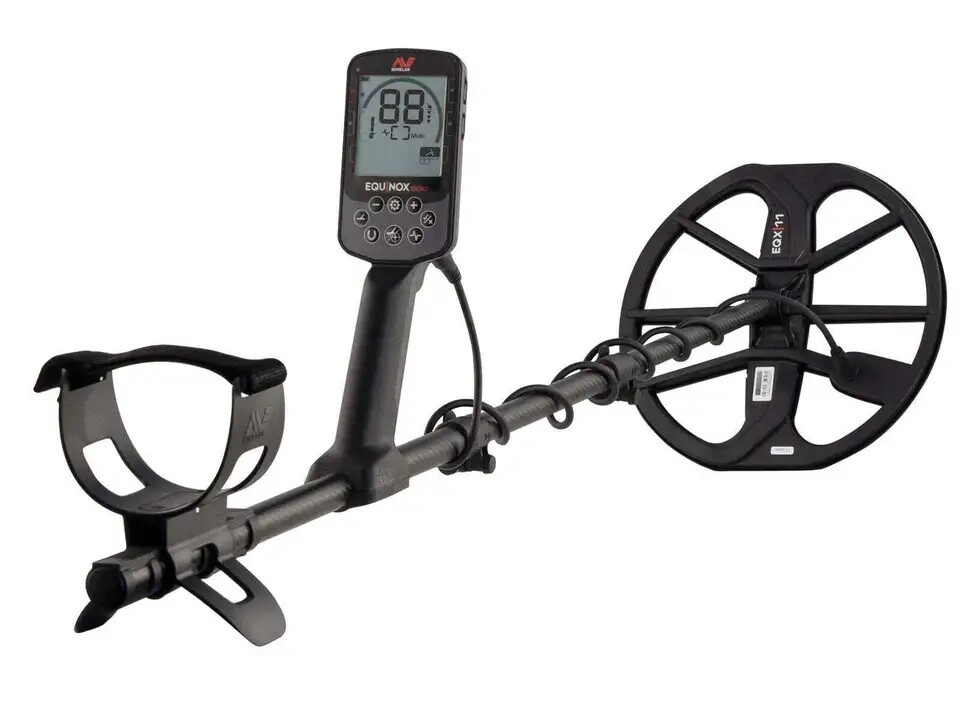 Minelab Equinox 900 Metal Detector with 11" and 6" coils 3720-0006 Waterproof
