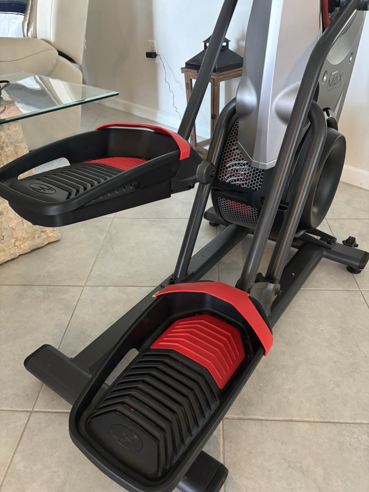 bowflex max trainer m5 elliptical machine
