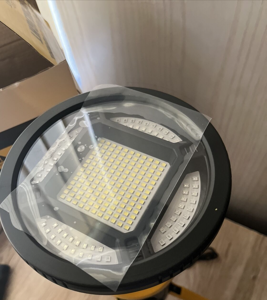 Multifuctional Searchlight Flood light Foldable Tripod Stand & Detachable Handle