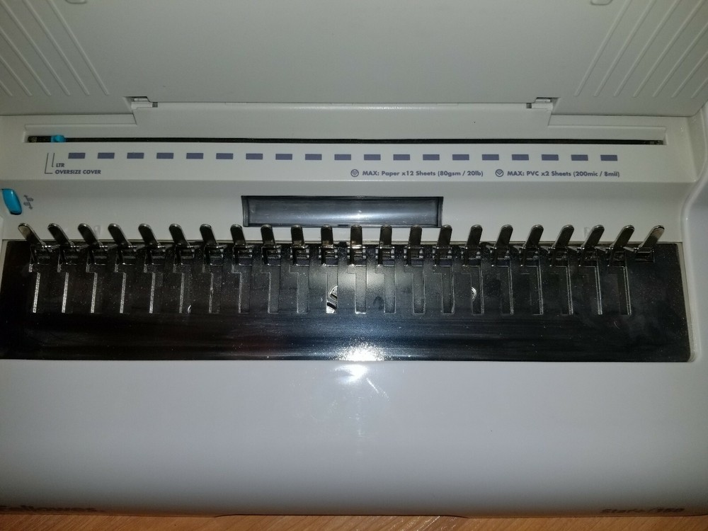 Fellowes Star 150 Manual Comb Binding Machine - WORKS!