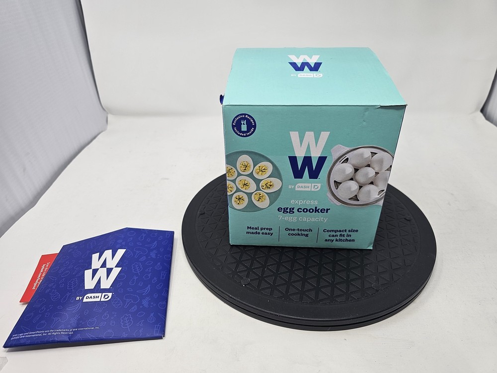 W by DASH Express Egg Cooker 7-Egg Capacity White One-Touch Operation