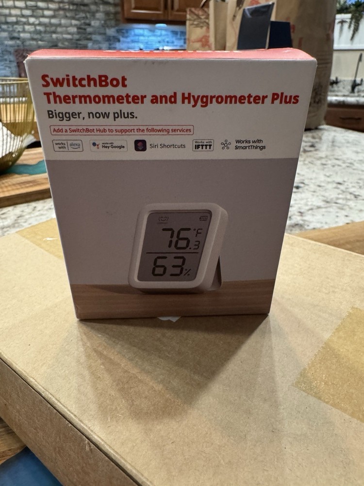 SwitchBot Thermometer and Hygrometer Plus - Open Box