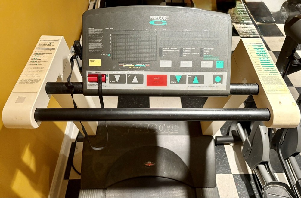 Precor C964 Treadmill