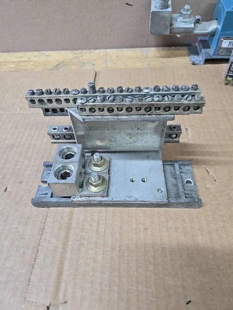 Square D HC-2SN I-Line Panelboard Neutral Assembly