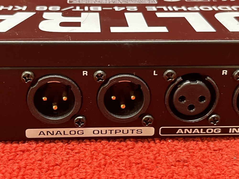 Used Behringer Ultramatch Pro SRC2496 AD/DA Sample Rate Converter Good Condition