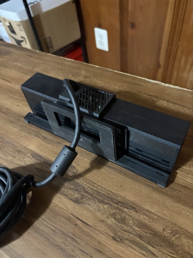 TESTED OEM VGC PLASTIC SOME WHAT PEELING Microsoft Xbox One Kinect Sensor Black