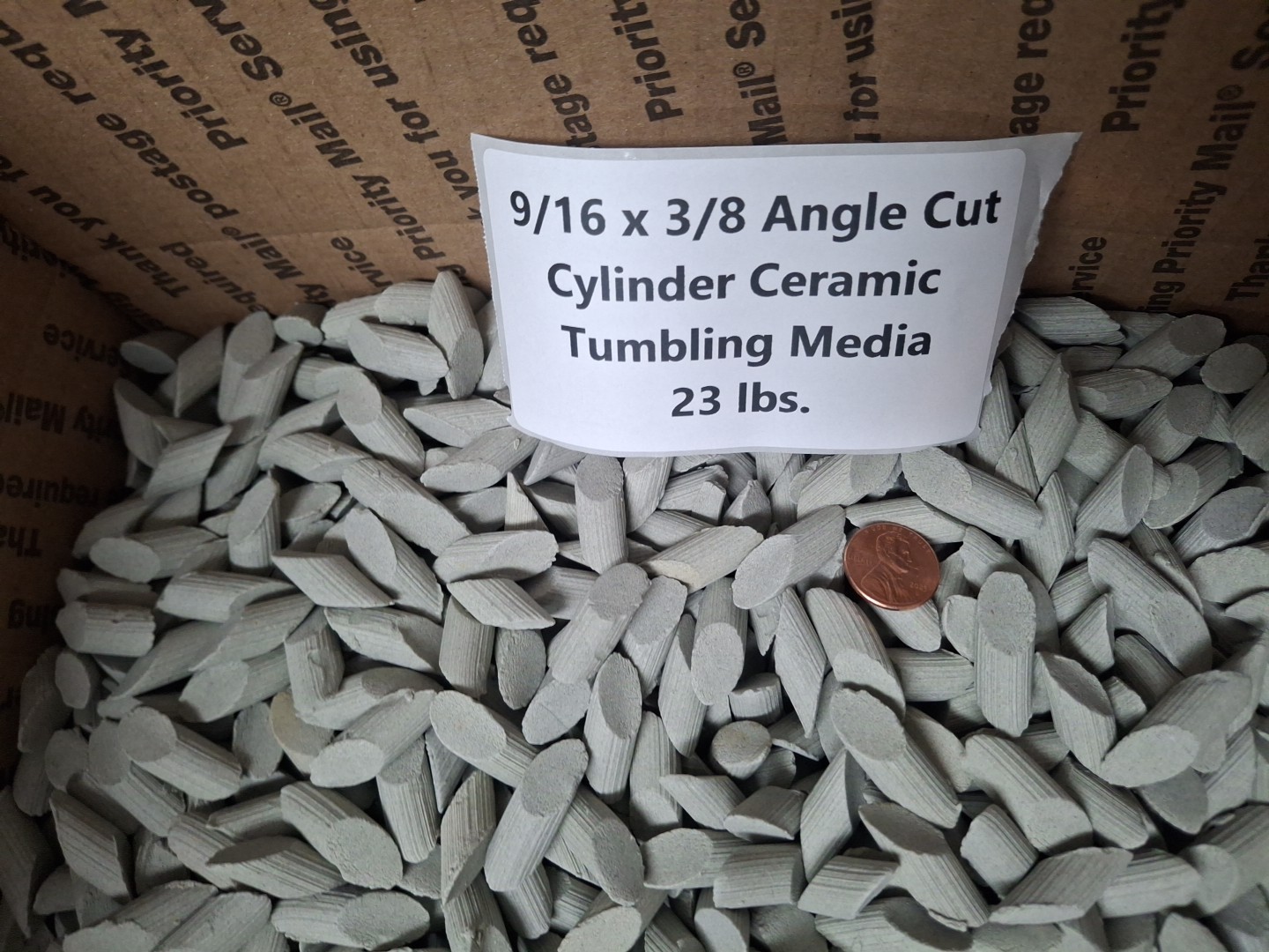 CERAMIC TUMBLING MEDIA 25 pounds of 9/16" x 3/8" Angle Cut Cylinder 23 lbs