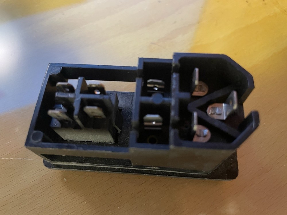 Power Socket with Fuse and Switch 3 Pin USA Plug