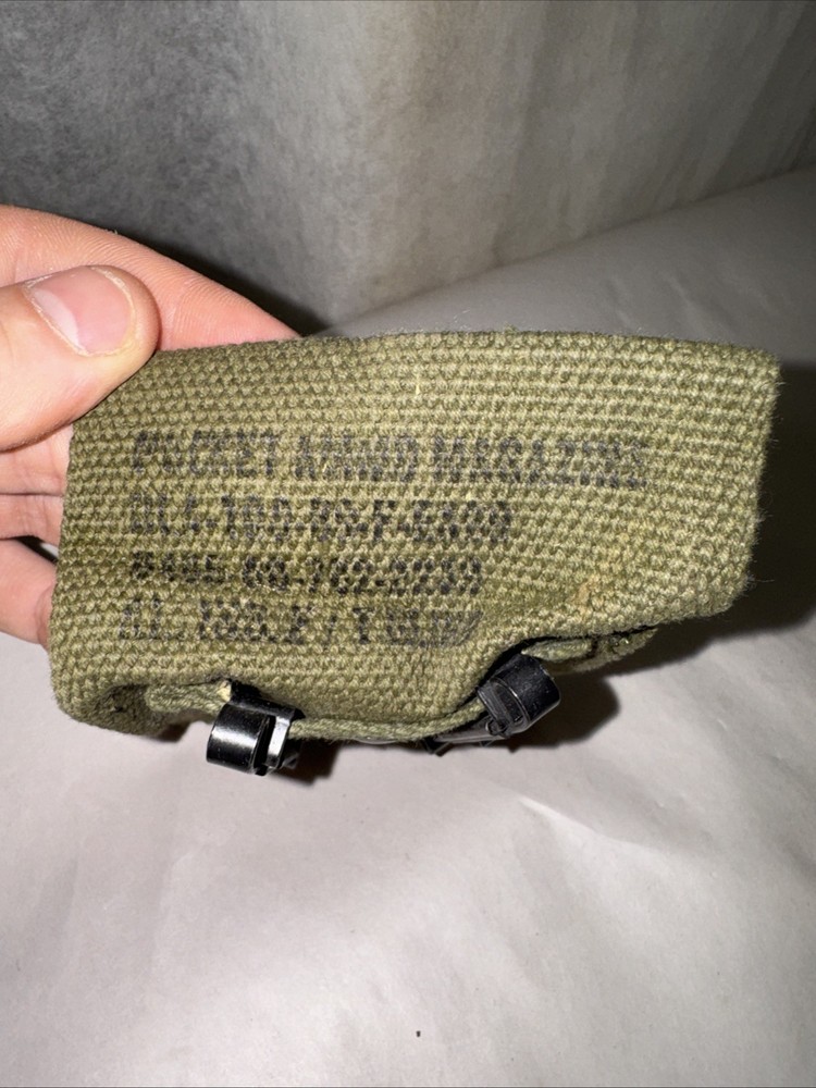 Vintage US GI 45 ACP Mag Pouch NOS