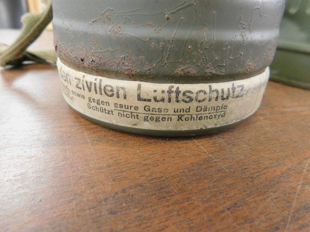 WWII Luftschutz Gas Mask with extras