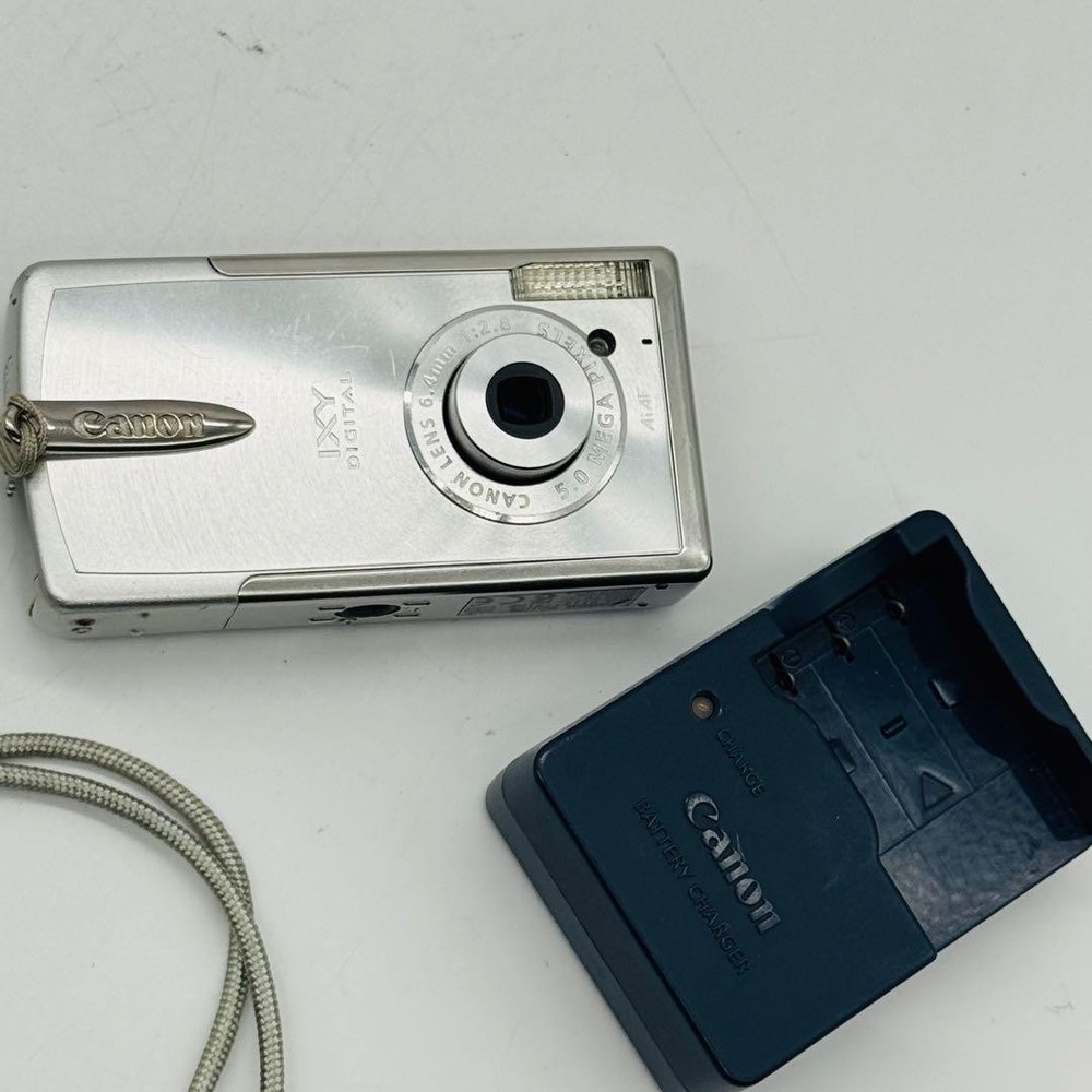 Canon IXY DIGITAL L1 Silver Compact Camera Tested Excellent Condition