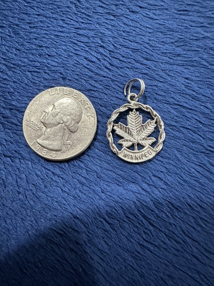 Sterling Silver 925 Winnipeg Leaf Charm, 1in