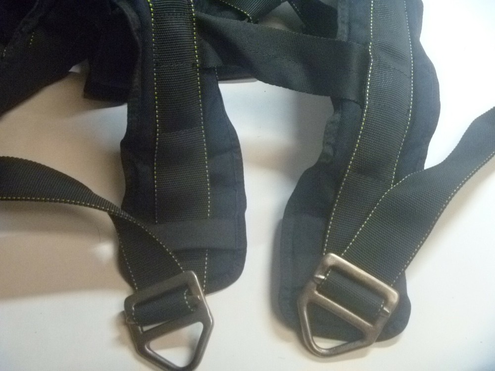 Parabounce Harness