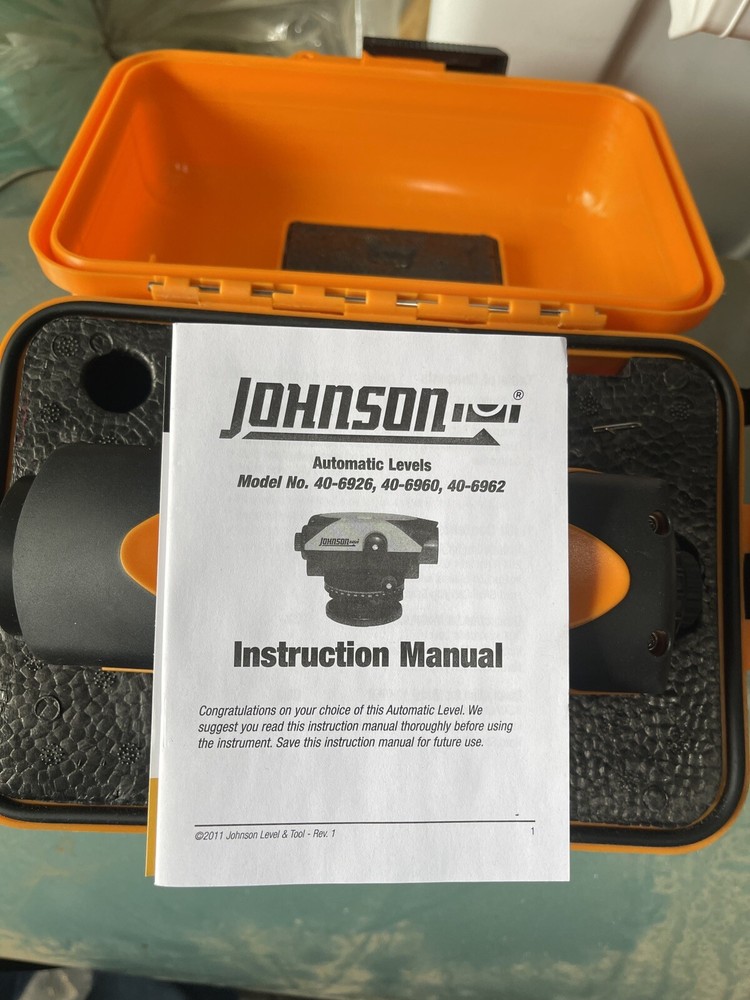 Johnson Automatic Level 26x 40-6926 With Case New in Open Box