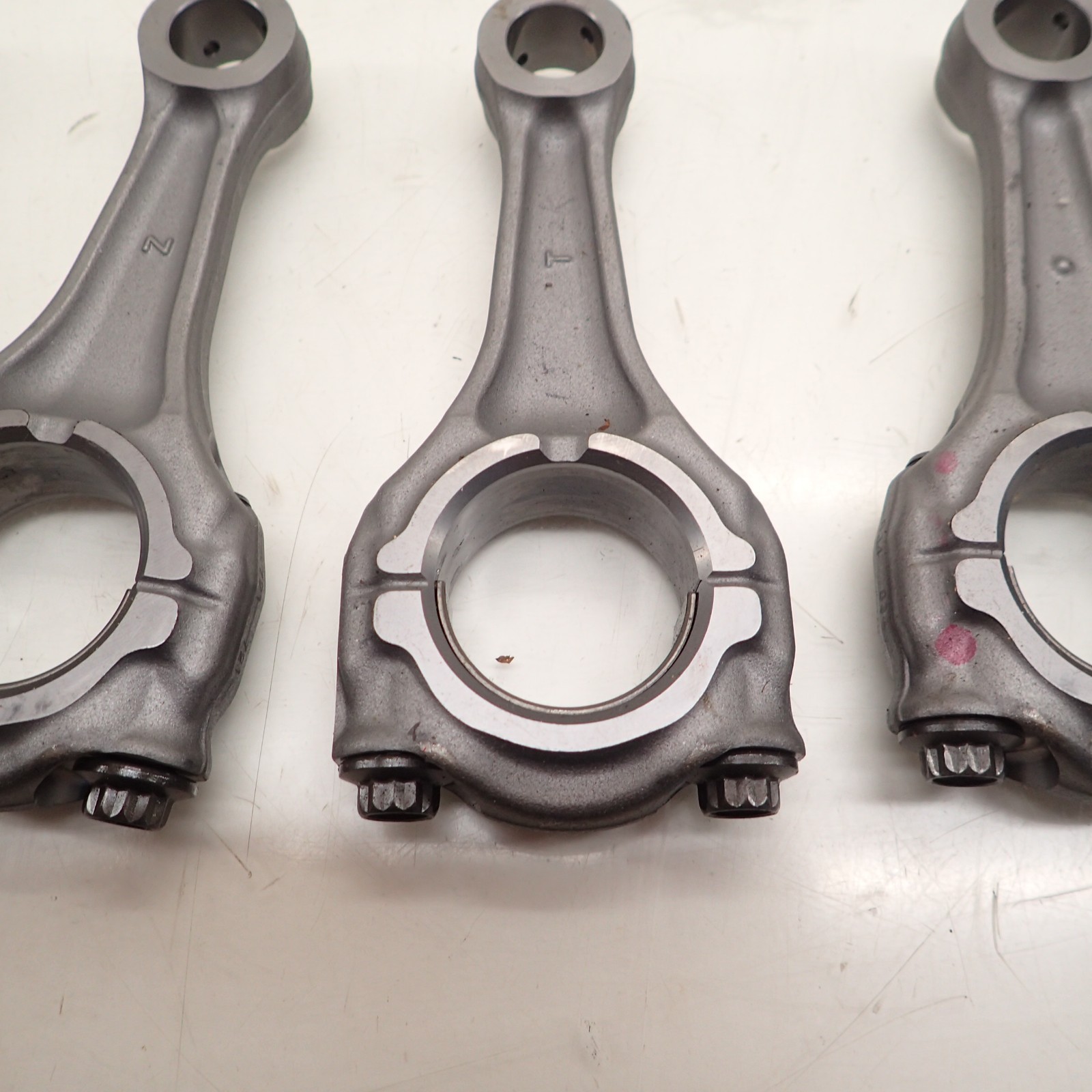 15-24 Yamaha YZF R1 set of 4 connecting rods