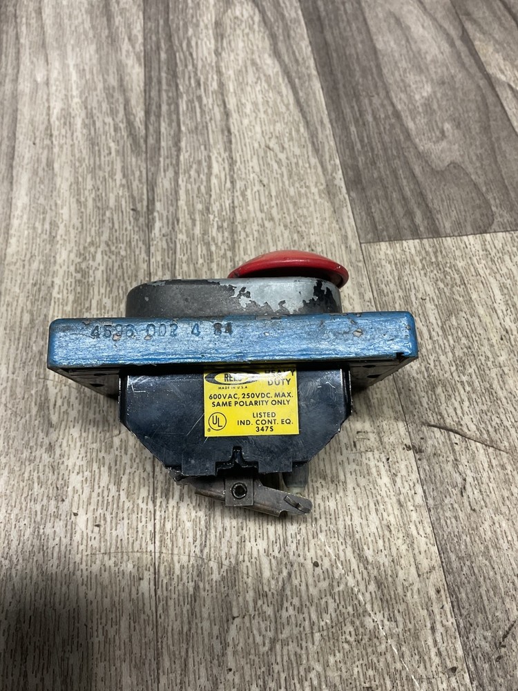 REES Push Button Master Stop Switch Red 3475, 600V AC, 250V DC, #4004H31