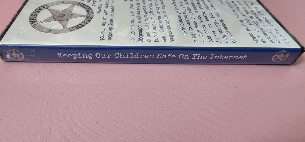 Keeping Our Children Safe Internet Computer Cop Deluxe Computer software NEW