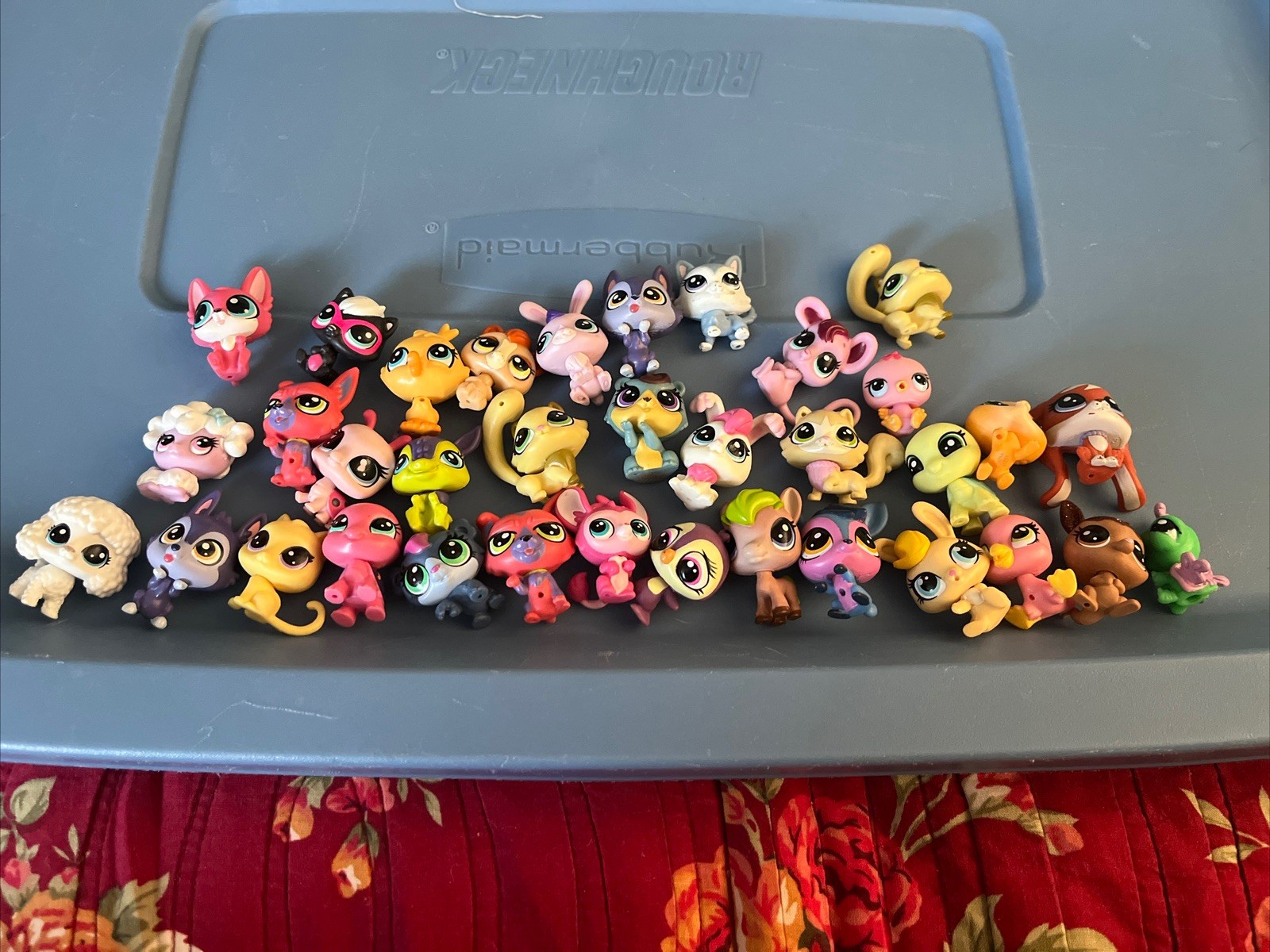 Vintage Lot Of 35 Authentic TINY. LPS Littlest Pet Shop Mini Animals