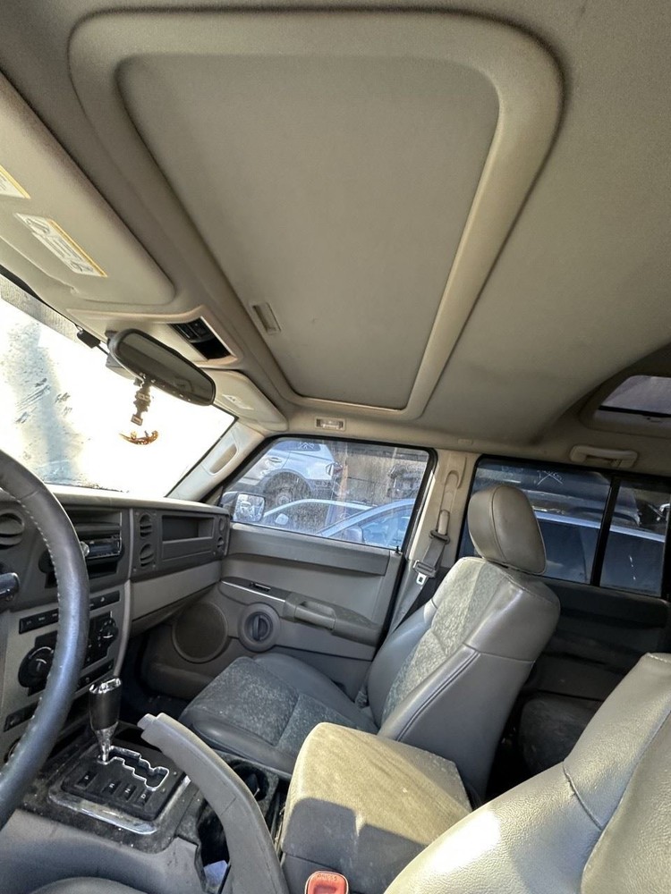 COMMANDER 2006 Rear View Mirror OEM