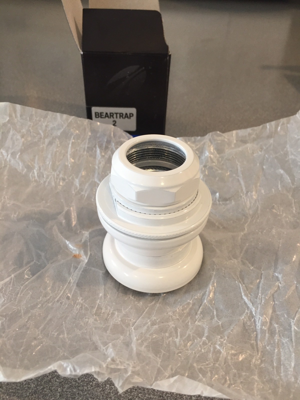 OLD SCHOOL BMX TIOGA BEARTRAP 2 HEADSET WHITE 1" threaded NEW Hutch GT