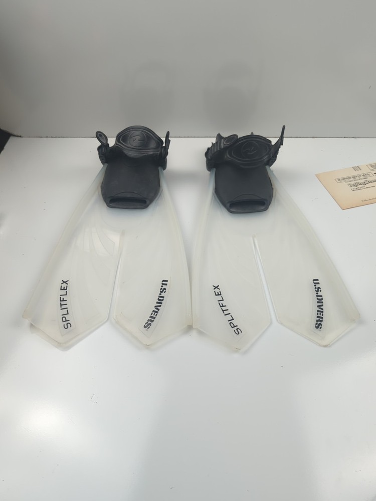 US Divers SplitFlex Medium Size 6.5-9.5  Split-Fin Flippers Black Clear