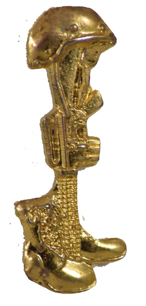 LEST WE FORGET GOLD HAT PIN