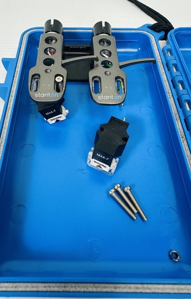 SHURE Stanton w/Hard Case M-44-7