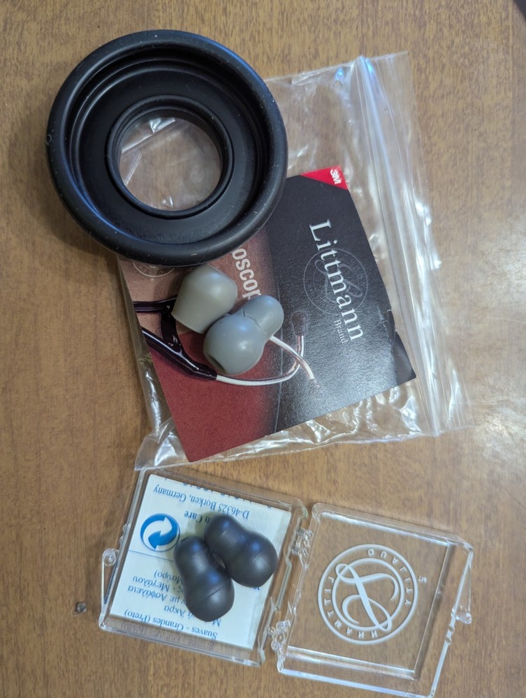 2 Littmann Stethescope Lightweight w two sets new ear buds