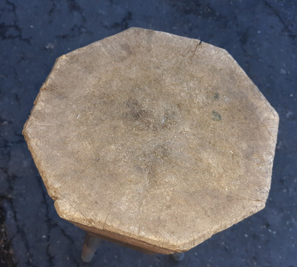 Antique Primitive Chopping Block for Poultry ?