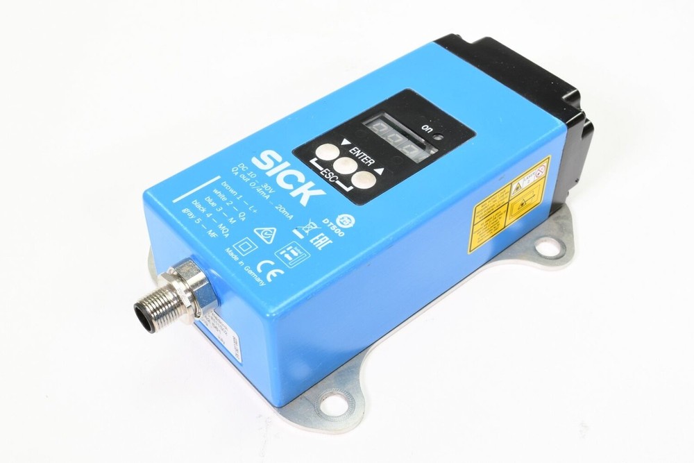 SICK 1042561, DT500-A111S02, Long-range distance sensor