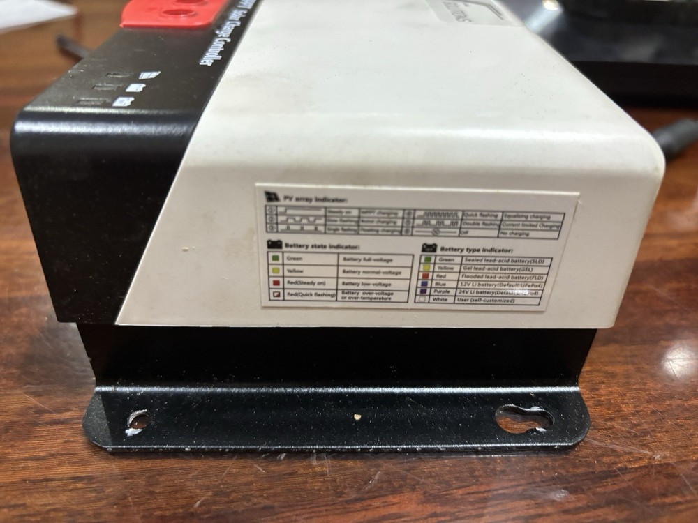 Future Solutions MPPT Solar Charge Controller 100V, 50A