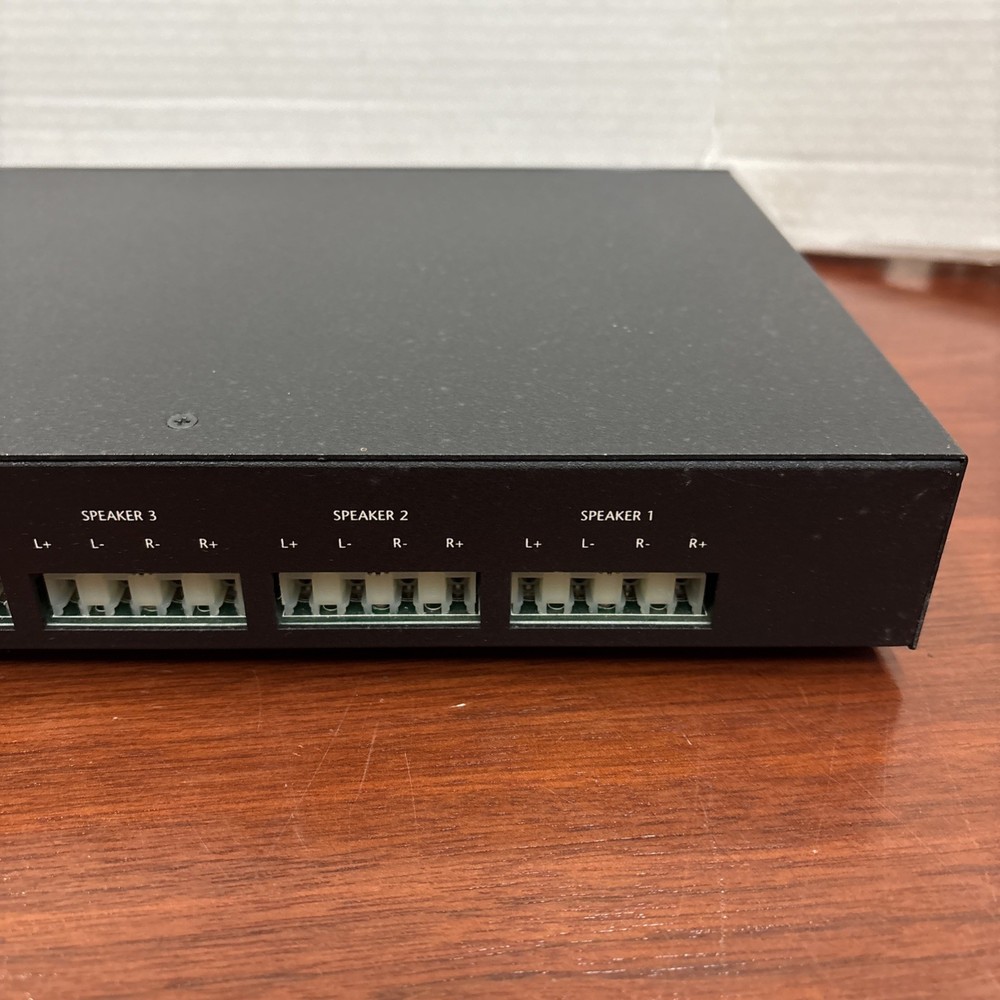 Niles HDL-6 High Definition Speaker Selection System Control Box