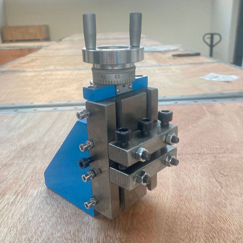 Vertical Tool Holder WM210V Vertical Tool Holder for Lathe Lathe Milling Tools