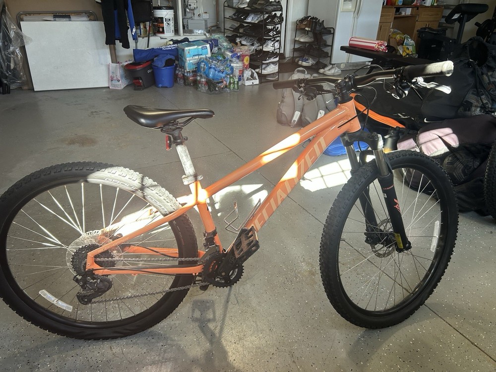 specialized rockhopper mountain bike