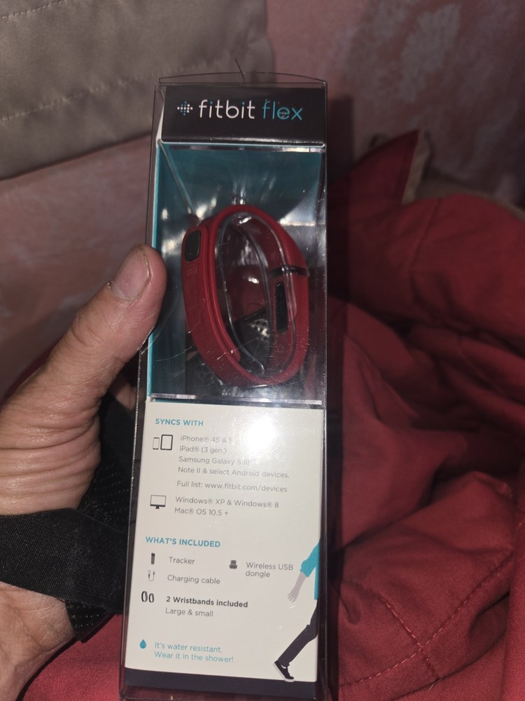 **NEW SEALED**Fitbit Flex FB401 FLEXRED Wireless Activity Sleep TrackerWristband
