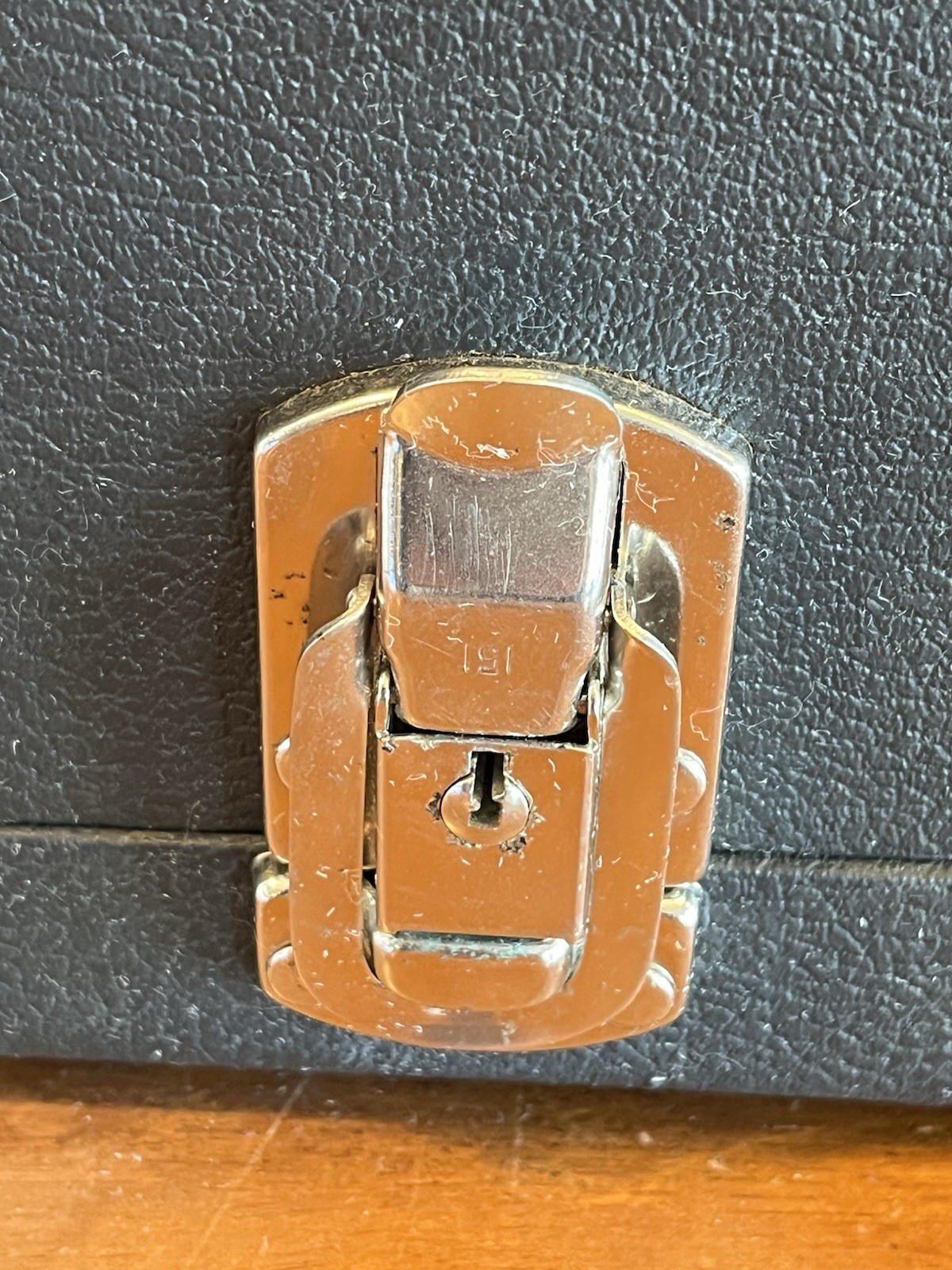 Vintage Pachmayr Gun Works Super Deluxe Case with 4 Holders, No Key or Holes